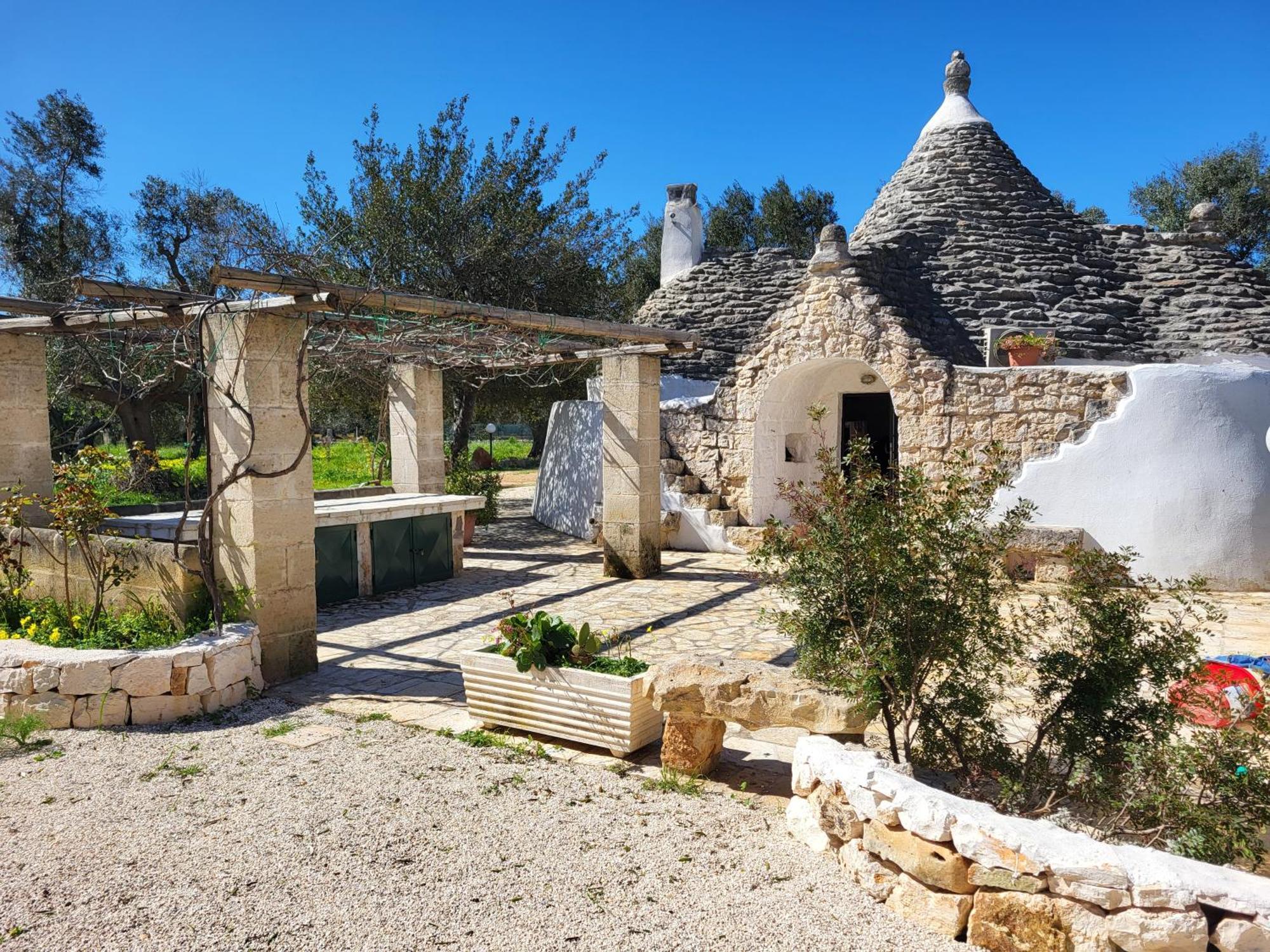 Trullo Incantevole 오스투니 외부 사진